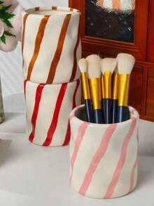 Taza de cerámica hecha a mano con estilo Ins Cream, 3 colores, textura diagonal, asimétrica y ondulada, soporte para brochas de maquillaje, apta para tocador, baño, escritorio, lindo regalo diario - Organizador de maquillaje con rayas onduladas - Ver 5