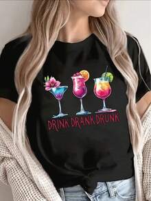 Camiseta ligera de manga corta con un vibrante estampado de cócteles, perfecta para salidas informales en casa, bares o fiestas, diseñada para ofrecer comodidad en el uso diario. - Blanco - Ver 6