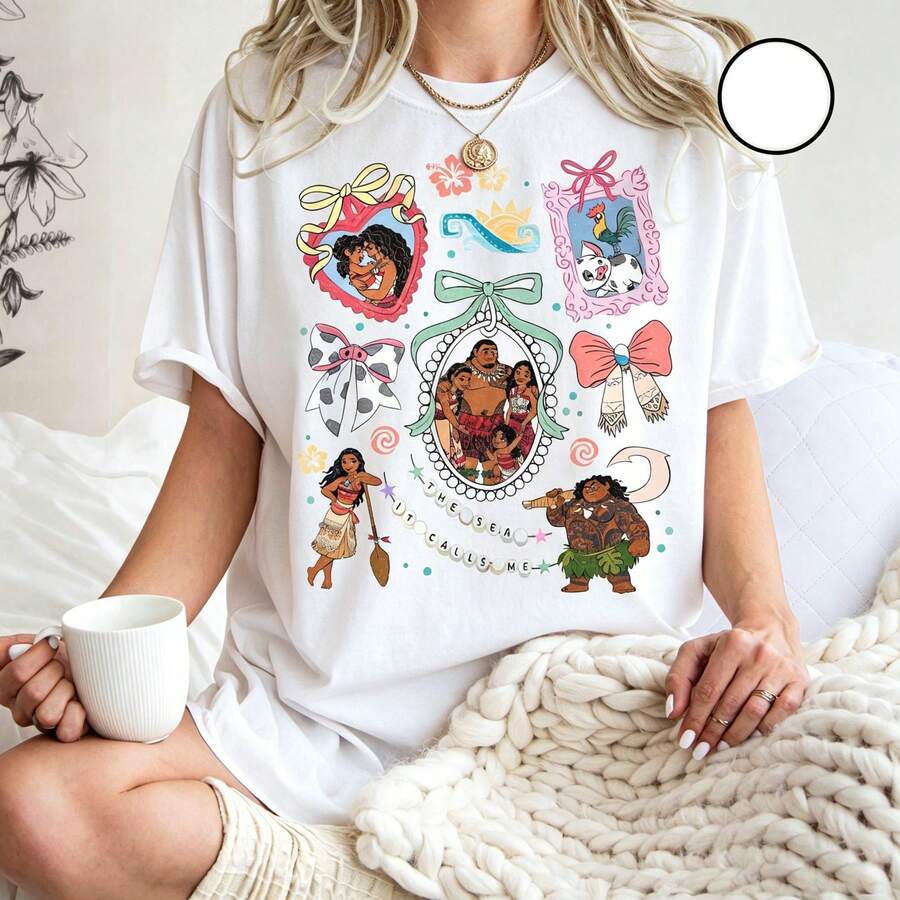 Disney Women's Oversized T-Shirt, Coquette Bow Frame Moana Family Collage Print, All-Season Vacation Casual Outfit - 白色 - 查看 1