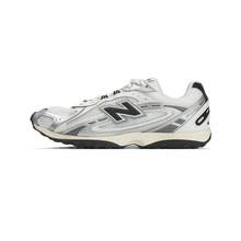 New Balance Women Casual Athletic Shoes - 銀色 - 查看 3