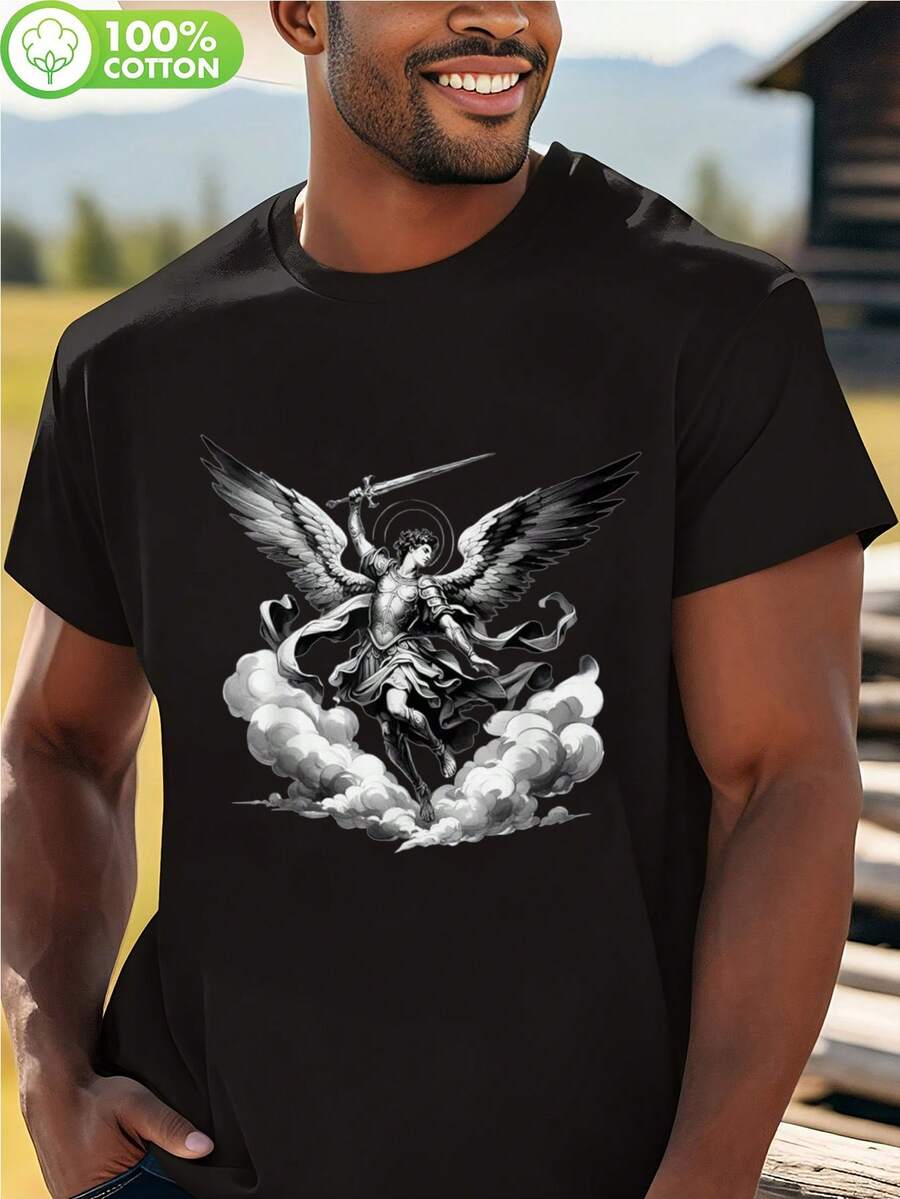 Camiseta de San Miguel Arcángel - Una camiseta con diseño religioso que presenta una espada y un tema de derrota del mal. Esta prenda católica resistente es adecuada tanto para hombres como - Negro - Ver 1