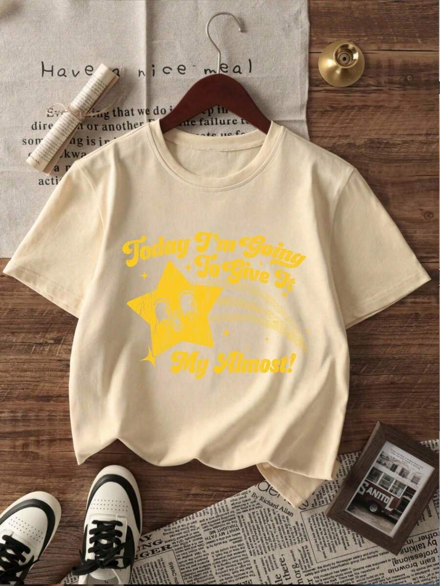 Funny T-Shirt For Women - Today I'm Almost Giving Away My Sarcasm - Novelty Graphic For Ladies - 100% Cotton Breathable Casual Everyday T-Shirt - 杏色 - 查看 1
