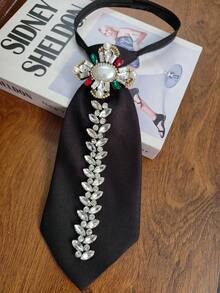 Accesorio de camisa de lujo estilo corte con perlas cruzadas, gemas de colores y strass negro sin corbata - Cruz de perlas con diamantes de imitación - Ver 8