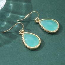 Pendientes de resina con gota de agua dorada de estilo bohemio minimalista, brillantes y dinámicos, adecuados para uso diario y bodas, regalo exquisito de vacaciones para niñas - Dorado - Ver 3