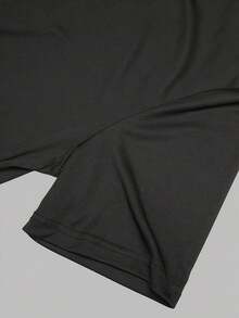 Breathable And Ideal For Everyday Wear, Classic Crew Neck Design, Suitable For Various Outfits, Available In Multiple Colors, Elastic Fit, Machine Washable, Sizes XS To XXL - Black - View 3