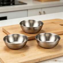 1/6/8pcs Stainless Steel Round Tray Condiment Dish Set, Rust-Resistant, Easy To Clean Exquisite Tableware. 304 Stainless Steel Material, Suitable For Family Gatherings, Hot Pot Dipping Sauces Or Afternoon Tea Snack Display. Stable Support Without Tipping (Deep Edge Design); An Excellent Practical Gift For Friends Who Pursue A Sense Of Ritual In Life. - Silver - View 3