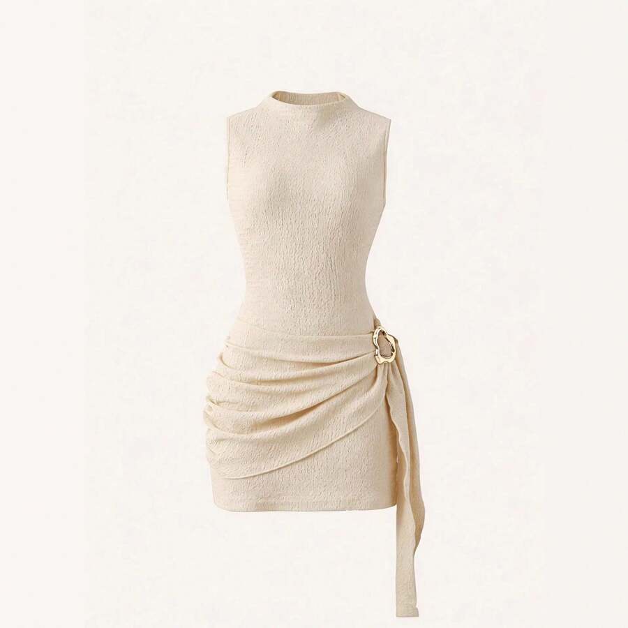 Vestido corto sin mangas con cuello alto y textura para mujer, con cinturón drapeado y fruncido lateral, hebilla de anillo metálico irregular, estilo bodycon. - Albaricoque - Ver 1