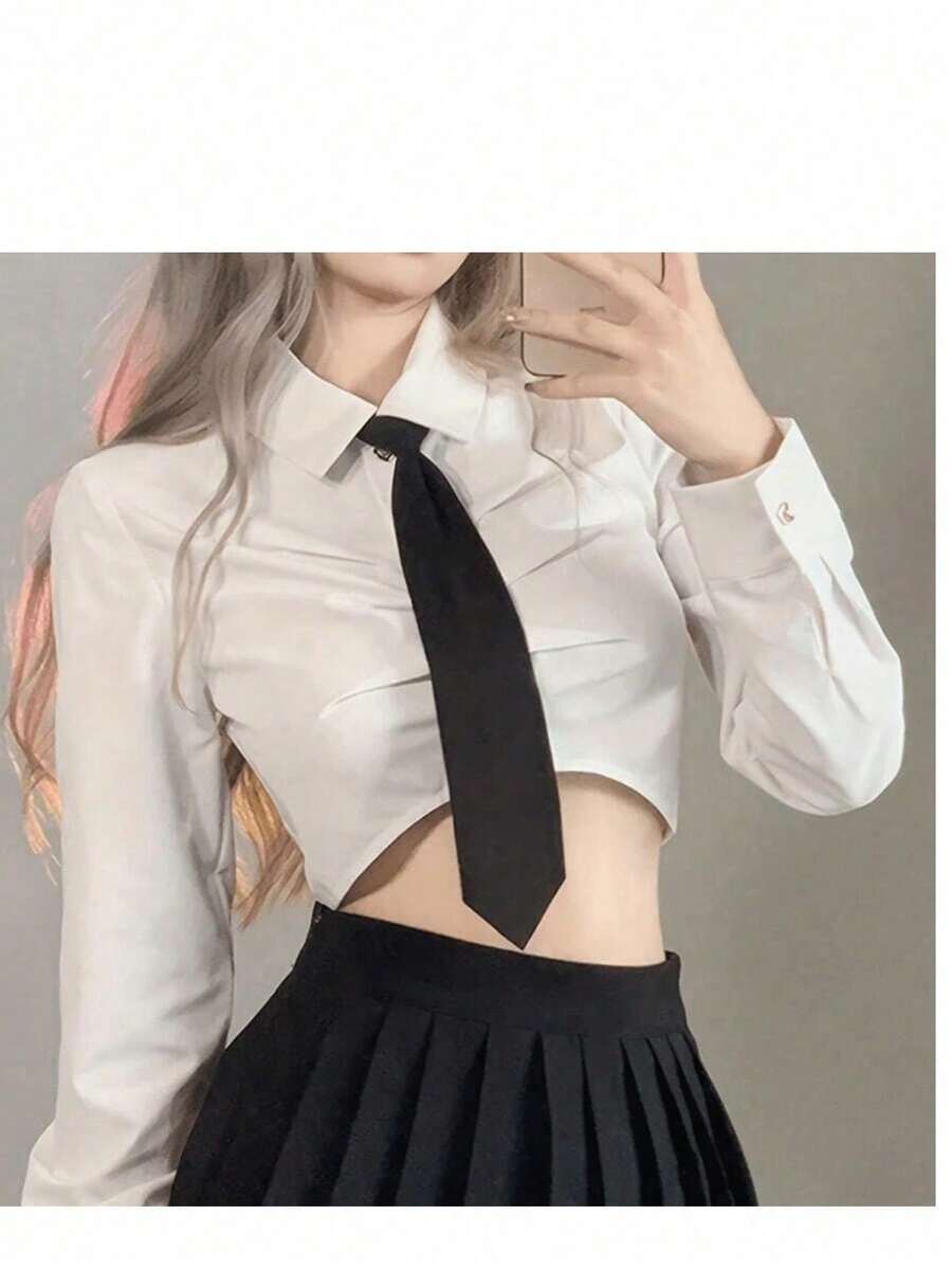 Set Seragam Sekolah Wanita Warna Polos Baru dengan Dasi Hitam Polos - Hitam - View 1