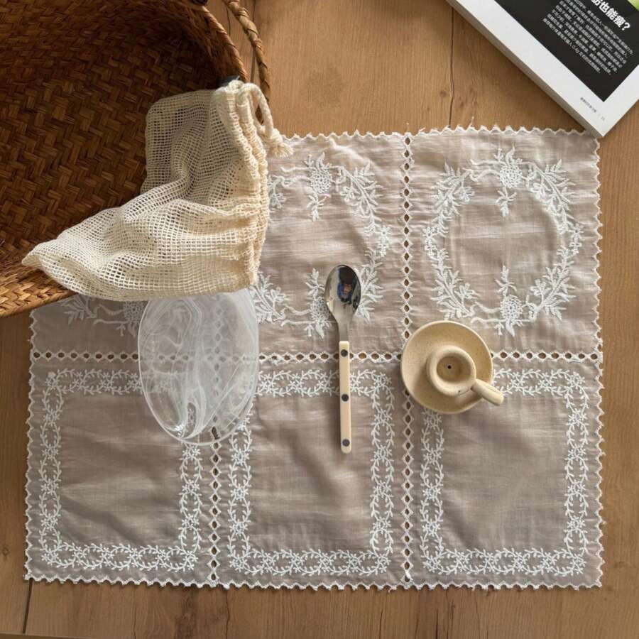 1/2/4pcs Artistic Ins Style French Lace Coasters, Placemats, Napkins, Multi-Purpose Dust Covers, Decorative Background Cloth - White - View 1