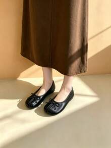 Sandal Selop Wanita Warna Hitam dengan Ujung Bulat dan Hiasan Pita - Gaya Kasual, Cocok untuk Kantor, Aktivitas Luar Ruangan, Musim Semi/Panas - Busur Hitam - View 9