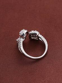 1pc Asymmetrical Three-Stone Open Ring, Full Rhinestone Halo Setting, Light Luxury Hand Jewelry, Commuter Daily Versatile Exquisite Ring Accessory - JZ22077 - View 4