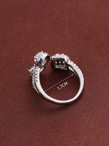 1pc Asymmetrical Three-Stone Open Ring, Full Rhinestone Halo Setting, Light Luxury Hand Jewelry, Commuter Daily Versatile Exquisite Ring Accessory - JZ22077 - View 3