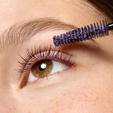 Essence | Lash Princess False Lash Effect Mascara Purple | Volumizing & Lengthening Mascara With Conic Fiber Brush | Vegan & Cruelty-Free Variant 4 - 紫色 - 查看 4