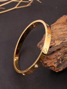 1pc Stainless Steel 18K Gold Plated Four-Leaf Flower Embossed Round Rhinestone Inlaid Clasp Bracelet, Luxury Minimalist Bangle, Hypoallergenic, Non-Fading, Waterproof, Scratch-Resistant, Anti-Oxidation, Women's Daily Commute / Date / Banquet / Party / Workplace / Layering Multi-Scenario Wear Accessory - Four-leaf Clover Round Diamond Bracelet - View 1