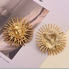 1pc Solid Color Vintage Zinc Alloy European & American Court Style Sun Goddess Relief Brooch, Versatile High-End Lapel Pin Accessory For Blazer, Coat, Trench Coat, Suitable For Women's Daily Wear All Year Round - Multicolor - View 2
