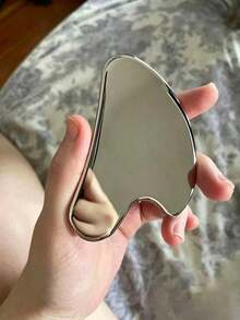 1pc Stainless Steel Heart-Shaped Facial Massage Tool, Portable Muscle Relaxation Massage Board, Stainless Steel Facial Gua Sha Tool, Facial Massage Tool, Soft Metal Gua Sha Tool For Reducing Facial And Body Puffiness, Beauty Gua Sha Tool For Body, Eye And Neck Massage, Valentine's Day Gift, Holiday Supplies, Massage - View 4
