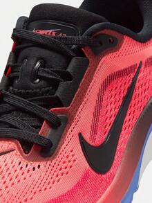 Nike Pegasus 42 青少年路跑鞋，搭載響應式緩衝技術，舒適跑步 IH2306-614 - 西瓜紅 - 查看 8