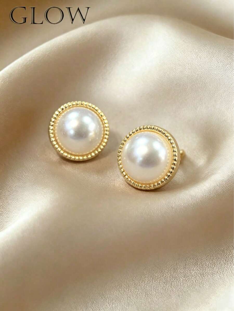 1 Pair Gold French Vintage Minimalist Exquisite Light Luxury Elegant Sweet Gentle Niche High-End Faux Pearl Stud Earrings Ear Jewelry Suitable For Teenage Girls Valentine's Day Daily Holiday Wear - Round Pearls - View 1
