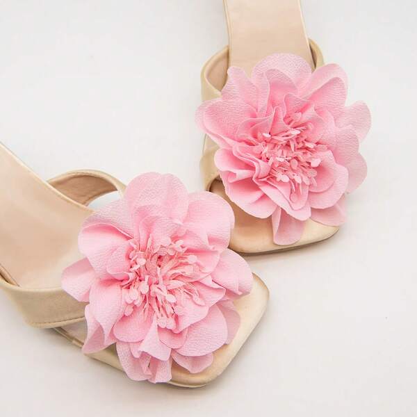 2pcs Soft Pink Fabric Camellia Shoe Flowers, French Elegant Artificial Flower Decorative Buckles, Sweet DIY Shoe Accessories. 3D Plump Fabric Petals With Soft Mist Pink Tone, Built-In Gentle Filter, Suitable For Sandals, Slippers And Other Shoe Styles, Versatile Shoe Decoration For Daily Outings, Dates, Commuting, Easily Create Sweet Girl Style, French Gentle Style, Not Picky About Shoe Style, Easily Enhance Shoe Exquisiteness