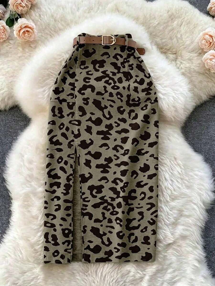 XH24 Women's Corduroy Skirt With Pockets And Slit, With Belt, In Khaki And Leopard Print - 軍綠色 - 查看 1