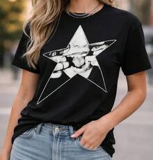 Maglietta Y2k con Teschio e Stella |   Maglietta Grafica Bianca e Nera, Design Grunge Ispirato al Rock Audace - nero - Visualizzare 2