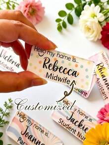 Personalisierter Acryl-Namensschild, anpassbarer Name und Text, personalisierter Arbeits- und Veranstaltungs-Ausweis, maßgeschneidertes professionelles Accessoire, Regenbogen-Acryl-Namensschild, wiederverwendbar, langanhaltend, geeignet für den täglichen Gebrauch, ideal für Konferenzen, Arbeitsveranstaltungen und Unternehmensidentität, elegant und vielseitig, modisches Accessoire, perfektes Geschenk für Freund, Freundin, Familie, Freunde - Verschiedenfarbig - Übersicht 1