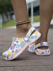 Unisex Lightweight Hollow Out Clogs Outdoor Pool Sandals - Pink - View 5