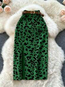 SMUM Women's Corduroy Skirt With Pockets And Slit, With Belt, In Khaki And Leopard Print - Light Blue - 查看 1