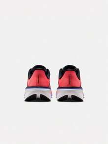 Nike Pegasus 42 青少年路跑鞋，搭載響應式緩衝技術，舒適跑步 IH2306-614 - 西瓜紅 - 查看 5