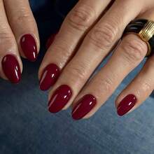 COSMI MILANO Made In The UK. One 8ml Gel Polish. Hydrating And Nourishing Nail Treatment. Professional Salon-Quality Glossy Finish With A Glossy Glass Effect And Natural Clear Gel. Long-Lasting And Quick-Drying For Elegant And Professional Care. Colors Suitable For Spring And Summer. - AMARENA 231 - 查看 3