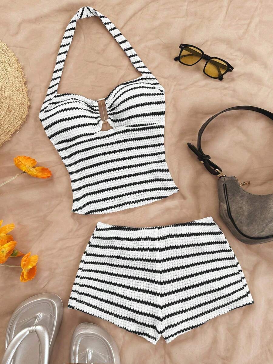 Conjunto Casual de 2 Piezas para Mujer : Top Halter con Volantes a Rayas y Pantalones Cortos - Multicolor - Ver 1