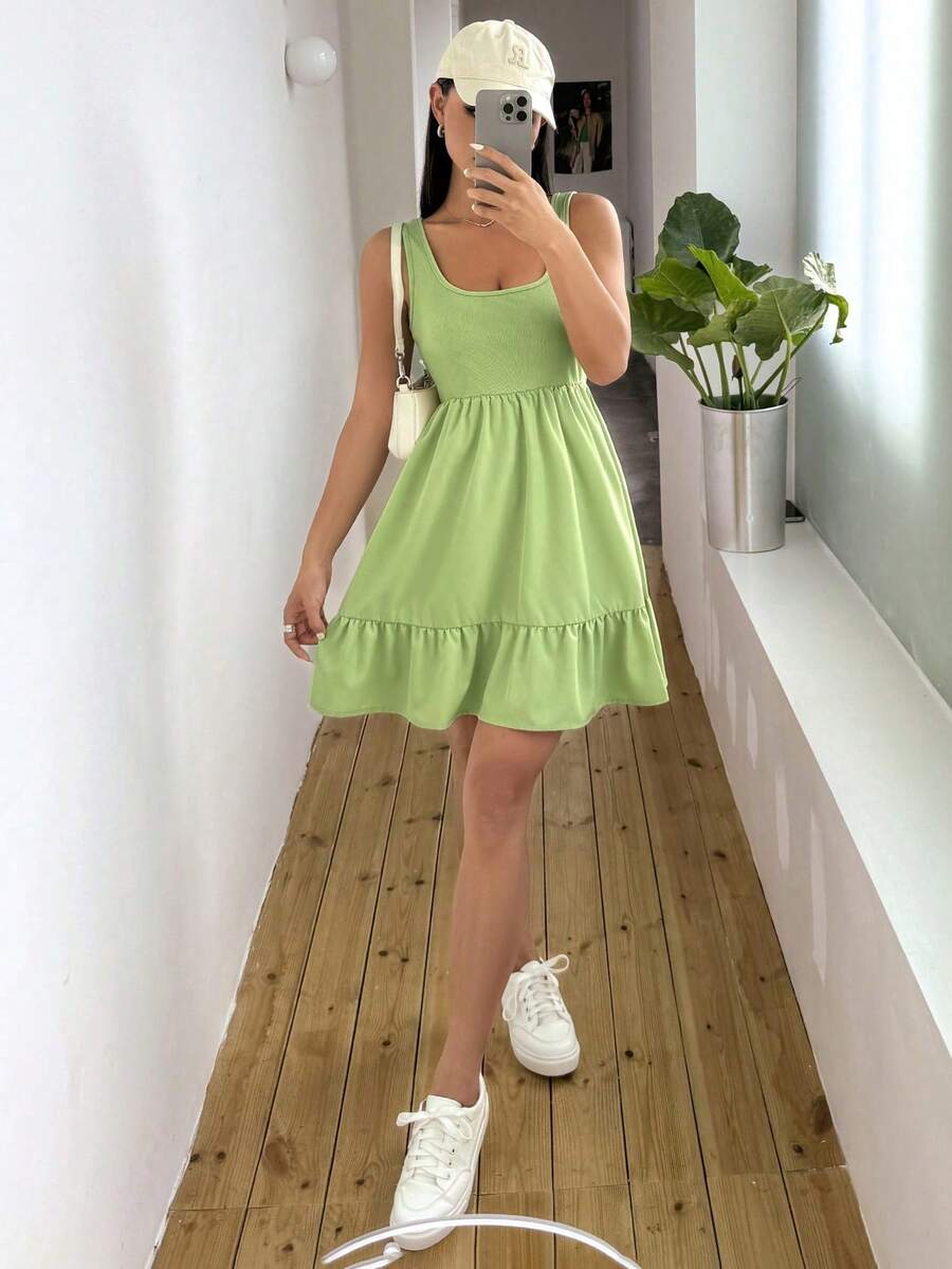 Unity Vestido sin mangas de mujer con dobladillo de volantes, parches de color liso y textura acanalada - Verde - Ver 1