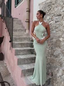 Basrey Sleeveless Backless Chiffon Bridesmaid Dress, Long Backless Semi-Sheer Elegant Style, Medium Stretch Fall Wedding - Light Green - View 3