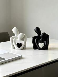 1pc Simple Resin Figurines Of A Couple Embracing, Suitable For Living Room, Bedroom, Bookshelf, And Desktop Decoration. - Hugging Couples - View 2