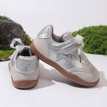 lingyang Zapatillas deportivas de caña baja para niñas, nuevo estilo 2026 primavera/otoño para todas las estaciones, duraderas y ligeras para la vuelta al colegio - Plateado - Ver 3