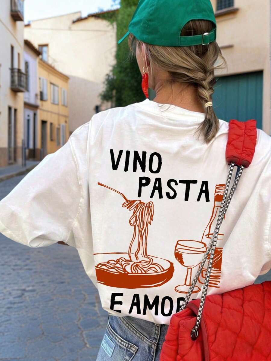 Camiseta de manga corta con cuello redondo, blanca, de estilo minimalista y casual, con estampado de pasta y vino, versátil y adecuada para mujeres - Blanco - Ver 1