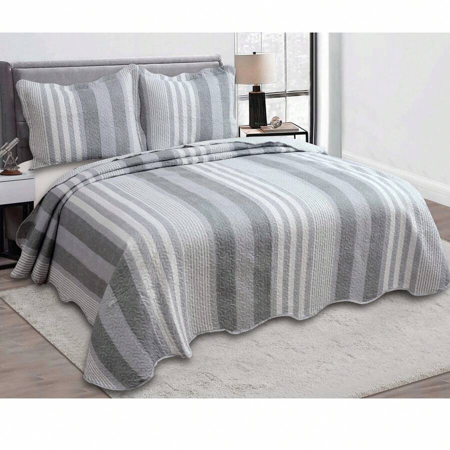 3-Piece Set: Double-Sided Queen Bedspread, Patchwork Quilt, Ultra Patch - Platinum - View 1