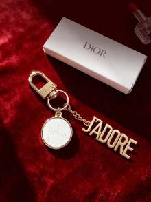 Dior Light Luxury Gold J'ADORE Letter Round Pendant Keychain Diffuser, Bag Charm Car Key Accessory, Commute Travel Personal Decoration, Birthday Valentine's Day Best Friend Exquisite Niche Gift Pendant - Kaneko - View 4