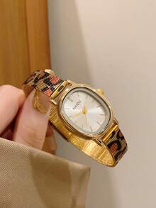 1pc Oval Vintage Style Gold Bamboo Strap Quartz Women's Watch, Elegant And Exquisite, Suitable For Daily Wear, Birthday Gift, Party - Gold - View 2