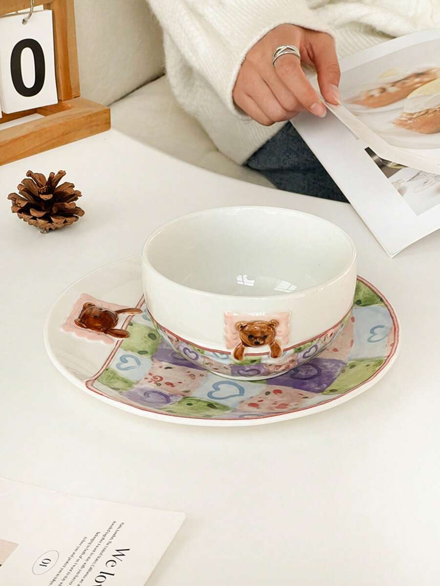 1个可爱3D浮雕小熊碗,心形条纹花卉图案,适合家庭或餐厅使用,可用作早餐碗、燕麦碗、甜点碗,也是情人节、妇女节、斋月、圣诞节的理想礼物之选。 - 甜夢守護熊碗-愛心款 - 查看 1