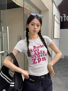 紫色字母印花女款短袖T恤，夏季性感修身短版上衣，休閒風格 - 白色-1 - 查看 3