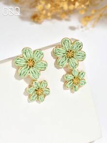 OOQ 1 Pair Summer Vacation Bohemian Style Handmade Woven Rattan Colorful Flower Raffia Earrings, Niche Design Minimalist Premium Ins Style Floral Tassel Earrings Suitable For Women's Daily, Vacation And Party Wear (Handmade Woven With Random Directional Texture) - Green - View 3