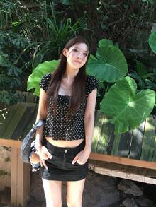 韓式波點短袖上衣 夏季繫帶方領修身顯瘦極簡性感甜美上衣 黑色 - 黑色 - 查看 3