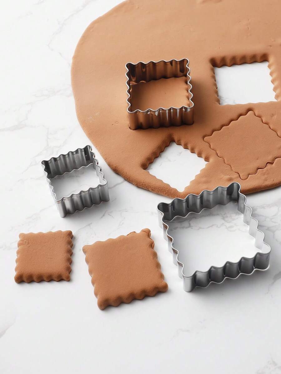 3 piezas Moldes de galletas cuadrados ondulados, 3.5/4.5/5.5cm, Cortadores de galletas mini de acero inoxidable, Cortadores de fondant y repostería DIY para el hogar, Herramientas de horneado para padres e hijos, Cortadores de fondant - Plateado - Ver 1