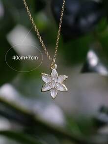 1件百合白花精緻吊墜項鍊，花卉項鍊，生日禮物，婚禮禮物 - 彩色 - 查看 3