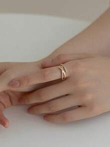 1 buah Cincin Salib Berlian Imitasi, Desain Berongga Minimalis, Cincin Garis Geometris yang Segar, Manis, dan Modis, Cincin Pita Tipis untuk Wanita - Emas - View 3