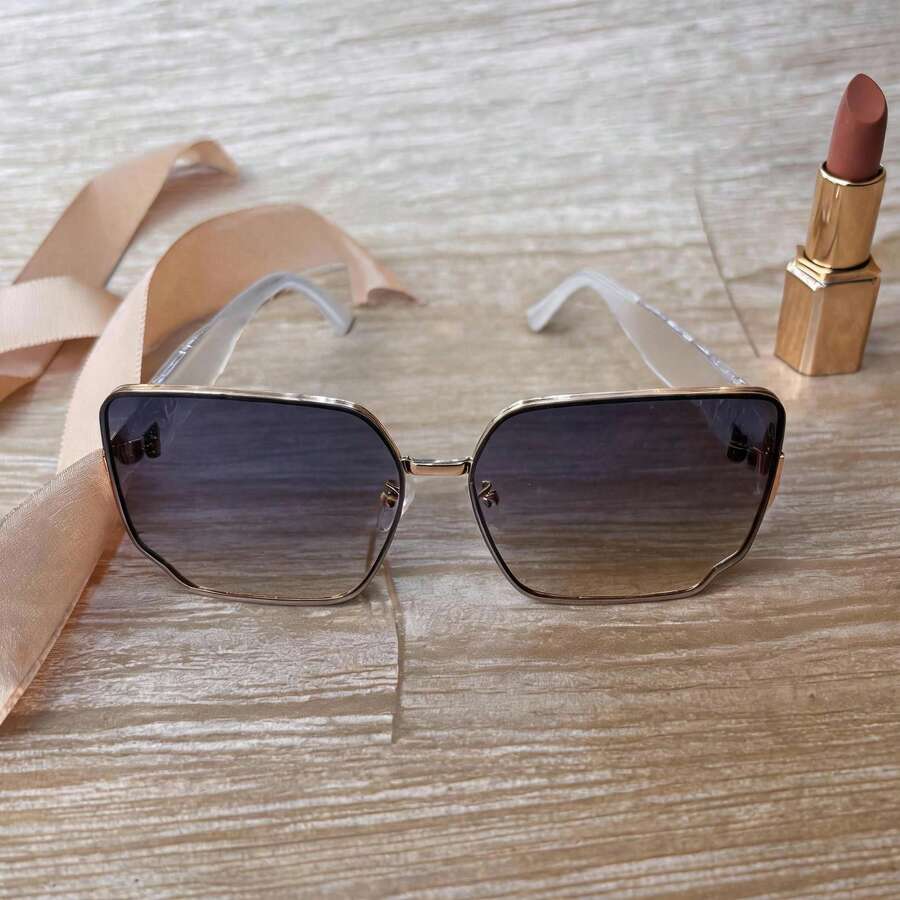 Gafas de Moda – Elegancia Salvaje para Mujer - Gris Oscuro - Ver 1