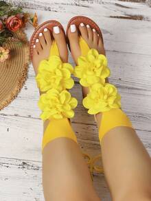 Women's Spring/Summer New Square Buckle Decor Fashion Flat Sandals Beach Elegant - Yellow - View 3