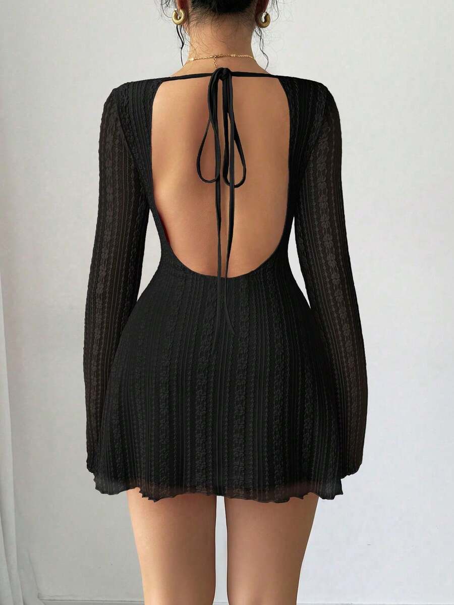 Vestido mini de encaje de manga larga, elegante, romántico, sexy y grácil; adecuado para fiestas, vacaciones, vuelta al colegio, citas románticas y bodas - Negro - Ver 1