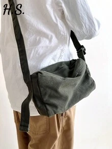 軍綠色
